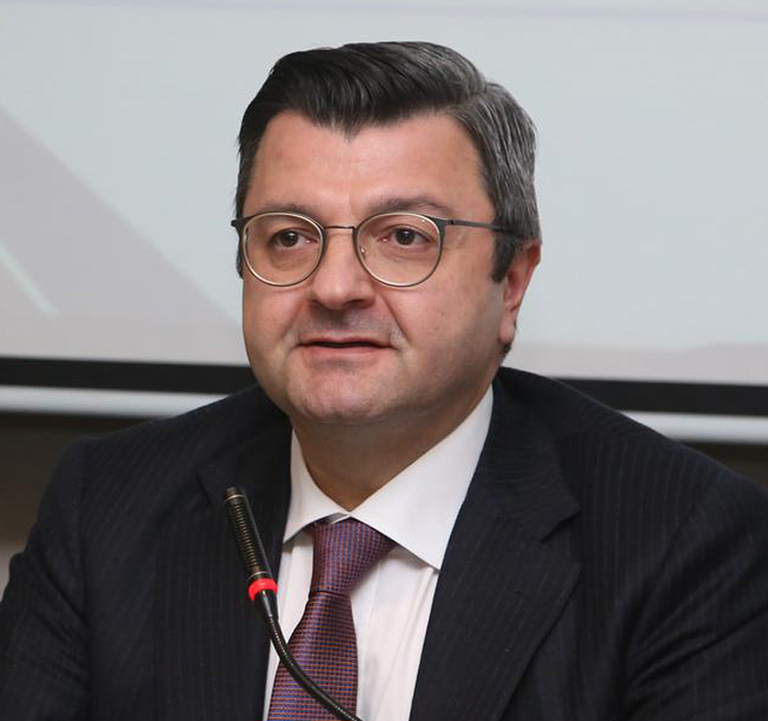  Yasin Ekmen
