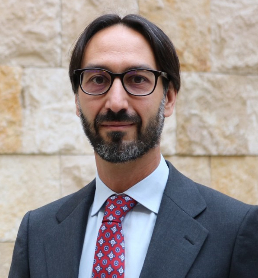  Ignacio Santabaya